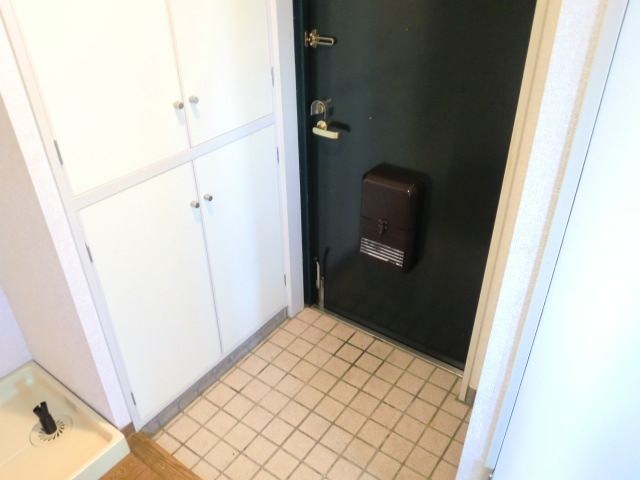 アイビーハイツ 玄関