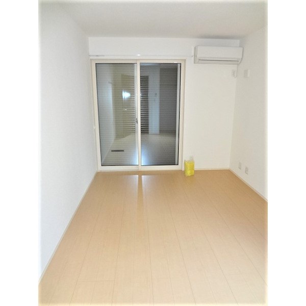 ヴェルデストゥーディオ   リビング