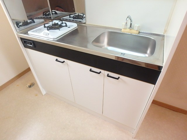 ＦＯＲＥＳＴ　ＳＩＤＥ キッチン