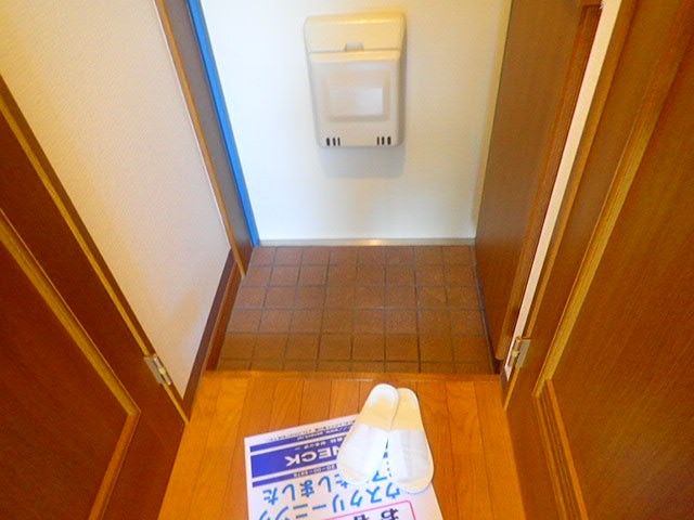 リバーサイド花みずき 玄関