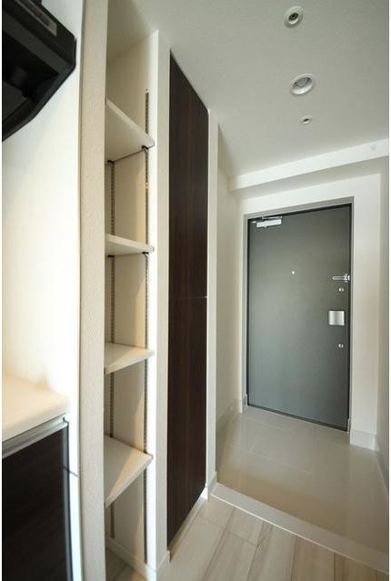 グランスカイ町屋   玄関