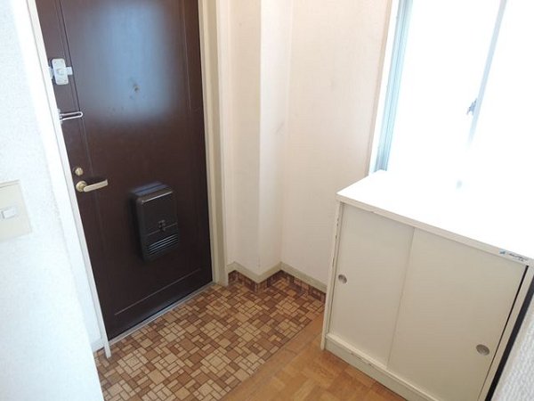 第二谷中コーポ  玄関