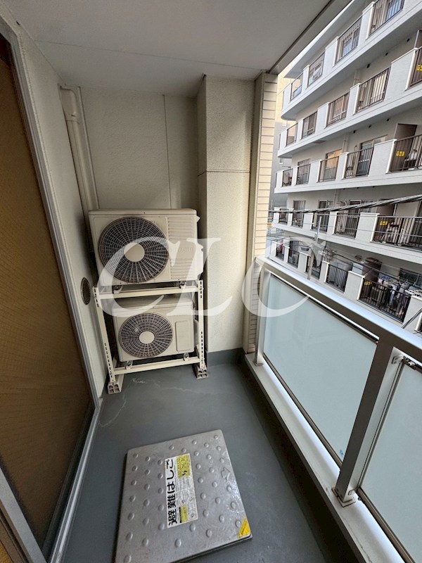 リブリ・根岸　ＣＥＲＥＺＯ ベランダ