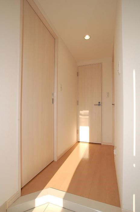 ステージファースト東十条 玄関