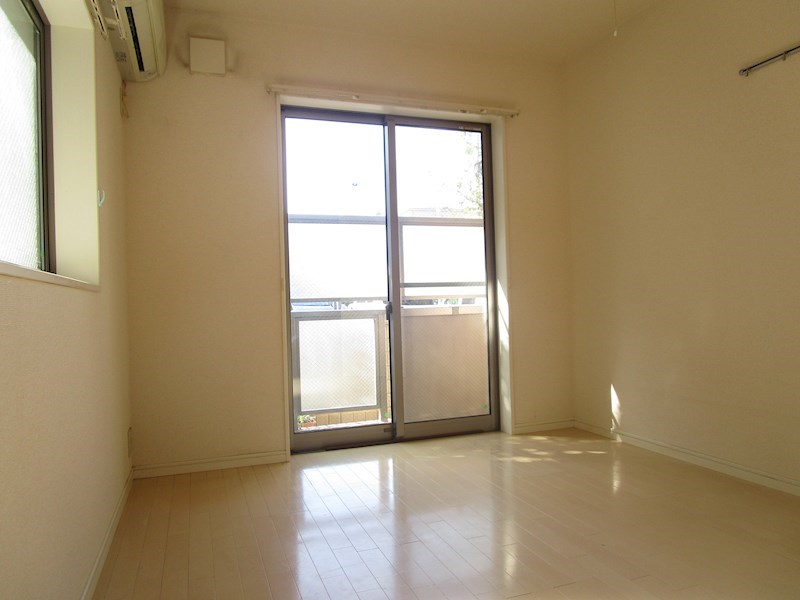 Y&amp;#39;s court   ベッドルーム