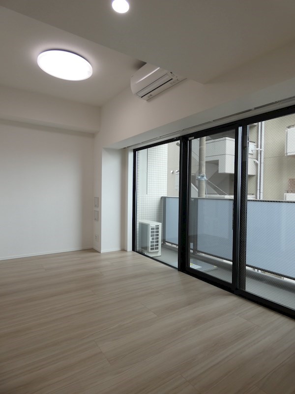 フュージョナル千住緑町 リビング