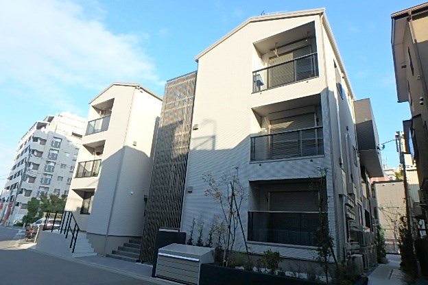 ヴュ　ド　フェリス 202号室 外観