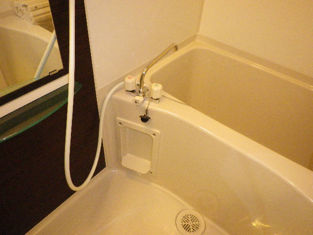 リブリ・グランパル江戸川 風呂画像