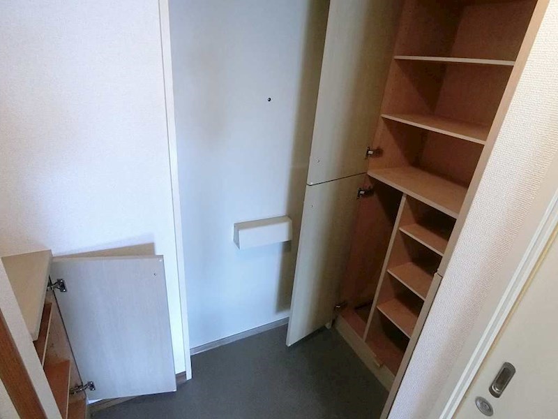 マンション・コイムⅤ  玄関