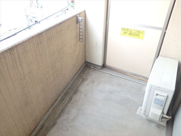 アゼリアヒルハイツ  ベランダ