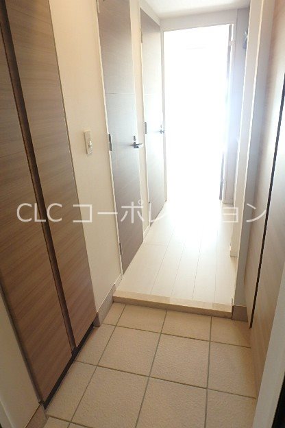 アルテカーサプレスト北千住  玄関