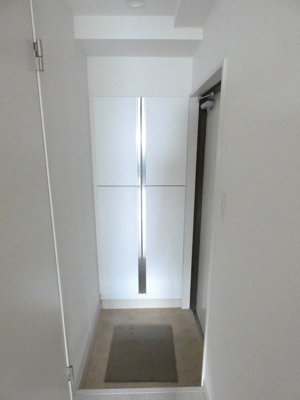 Minamisuna　greengate 玄関