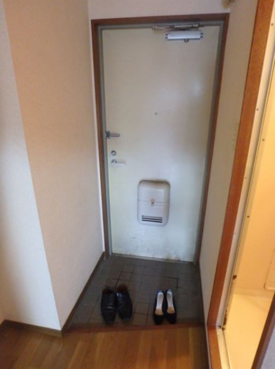 メゾンド蔵 玄関