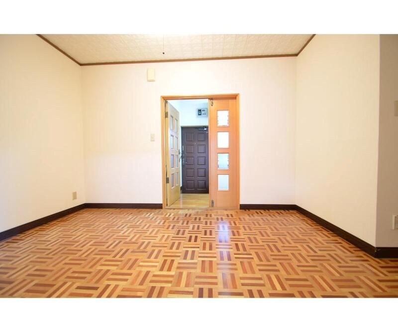 ホーク・ハイツ リビング