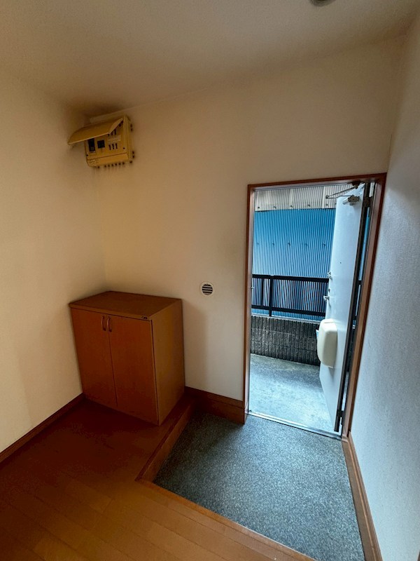 リバーハイツⅢ  玄関