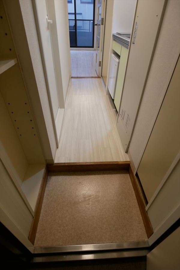 リッシェル南行徳弐番館 玄関