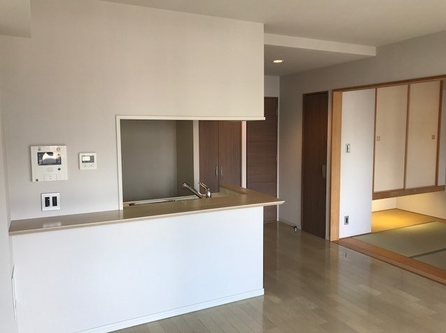 アトランティス綾瀬 リビング