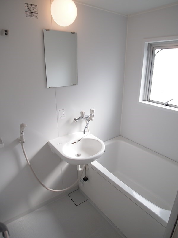 ハイブリード   風呂画像