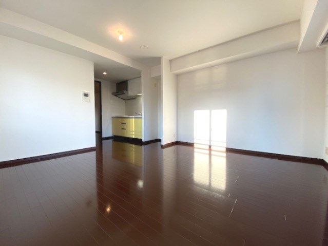 プライムアーバン日本橋横山町  リビング