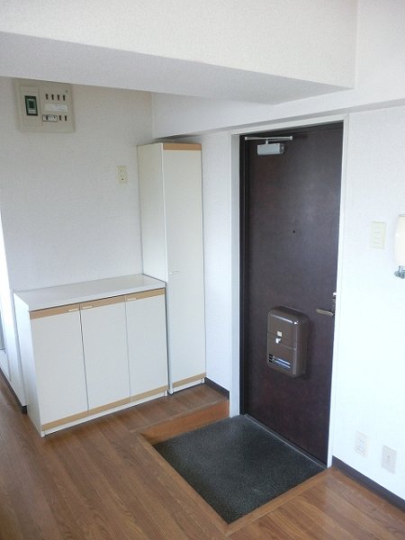 プランドール上田 玄関