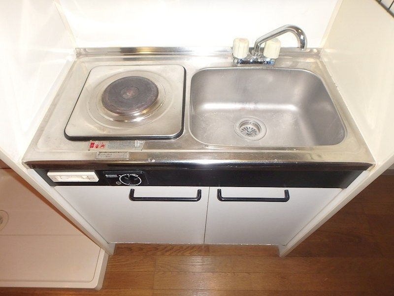 エスポワールＴＳＵＲＵＧＩ キッチン