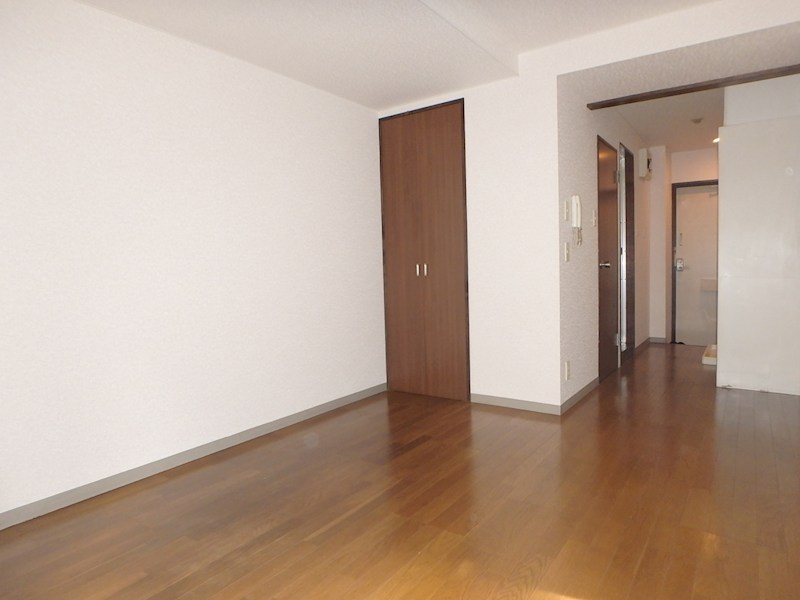 エスポワールＴＳＵＲＵＧＩ ベッドルーム