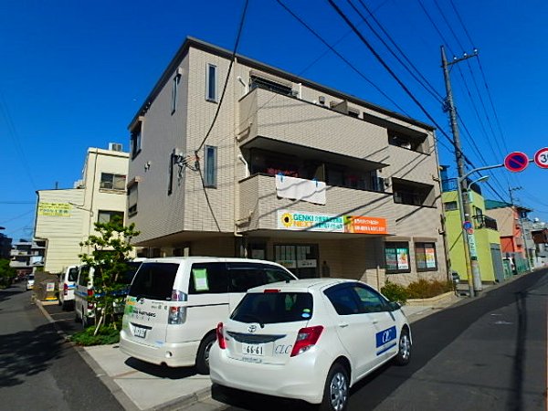 フローラ平井 外観