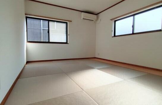 中央2丁目貸家 ベッドルーム