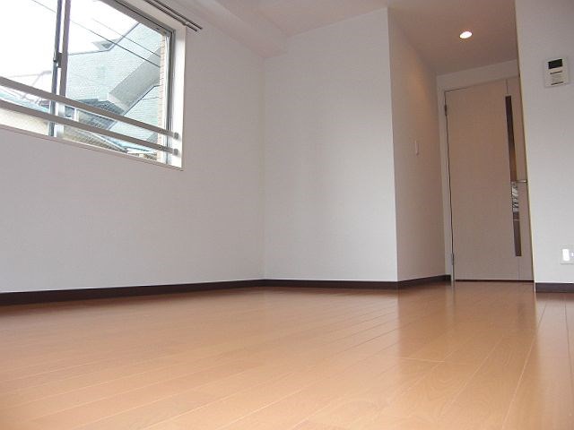 バージュアル西日暮里   リビング