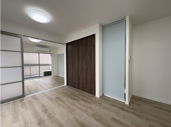 石留ビル ベッドルーム