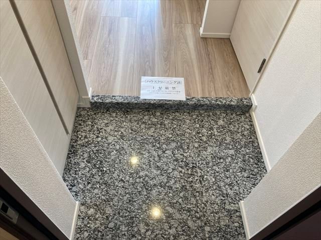 ベルシード梅島ブランシュ 玄関