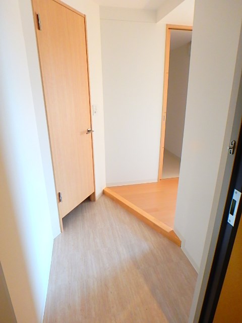 Rising Place Kameido  玄関