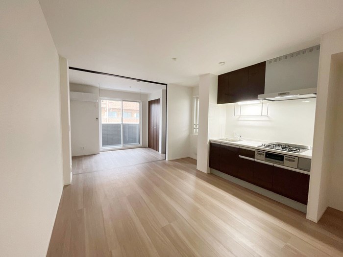 ルリアン綾瀬Ⅱ リビング