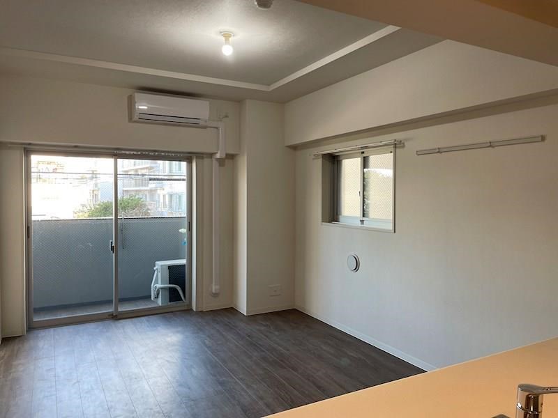 アグレアーブル　エモア リビング