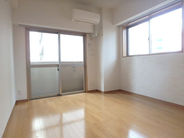 レジディア門前仲町  リビング