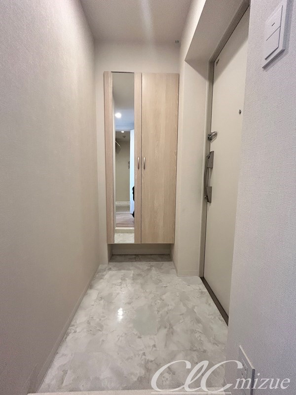 Maison Housedressing 玄関