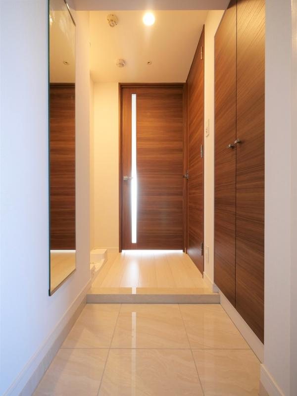 ラフィスタお花茶屋 玄関