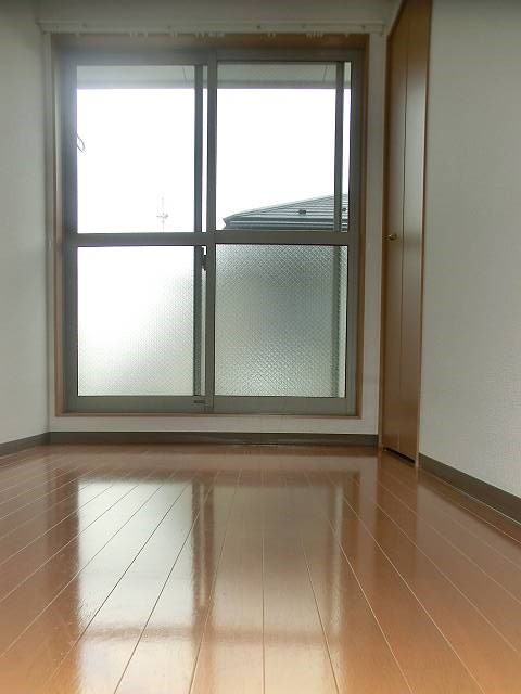 court pinetail  ベッドルーム