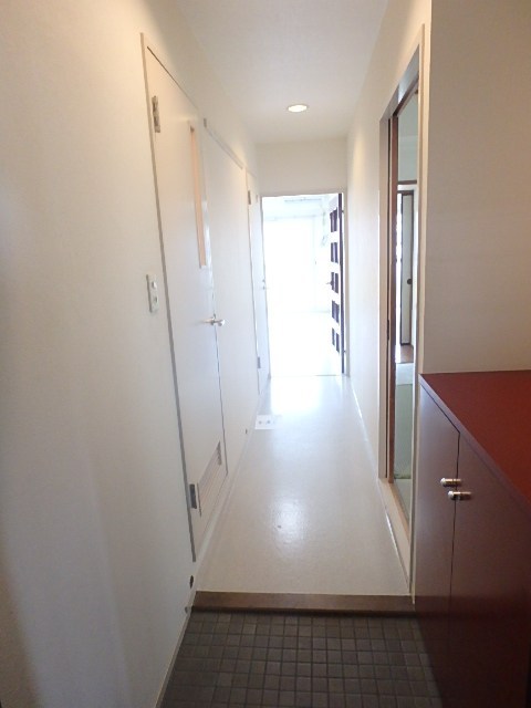 フォークス小岩     玄関