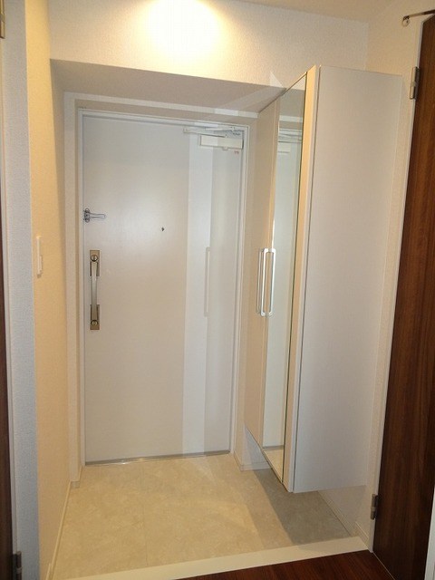 メゾン　イースト　ゼロ 玄関