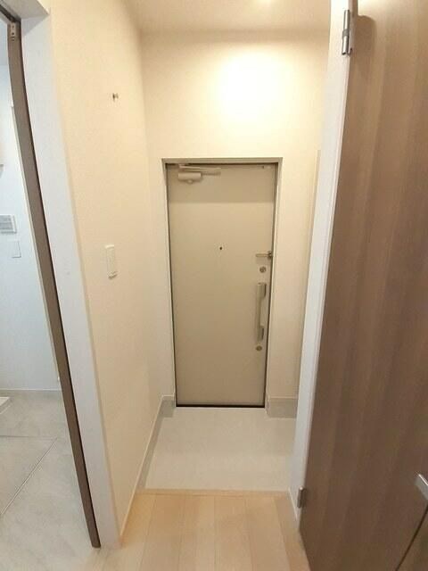 ドミールM 玄関