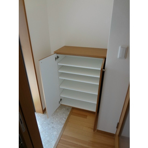 メゾンTADO 玄関