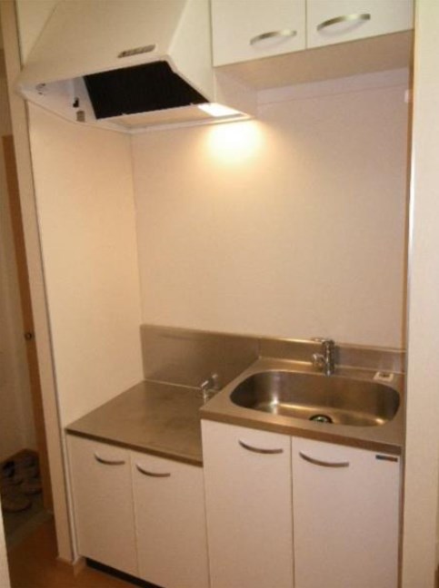 M.サリチェ  キッチン