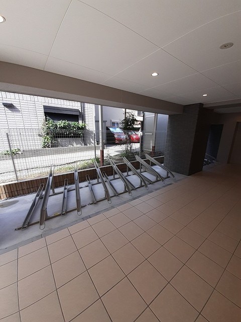 ジーヴイ　アリイ　アサクサ  その他1