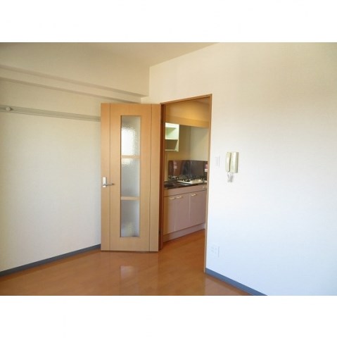 LOTUS　GARDEN　HOSAKA リビング