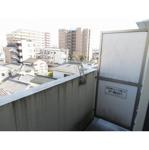 LOTUS　GARDEN　HOSAKA ベランダ