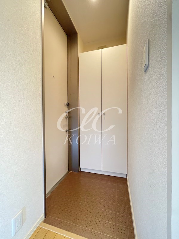 アークみのり 玄関