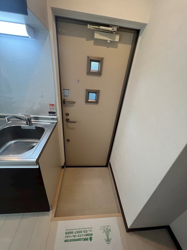 レガーロ新小岩 玄関