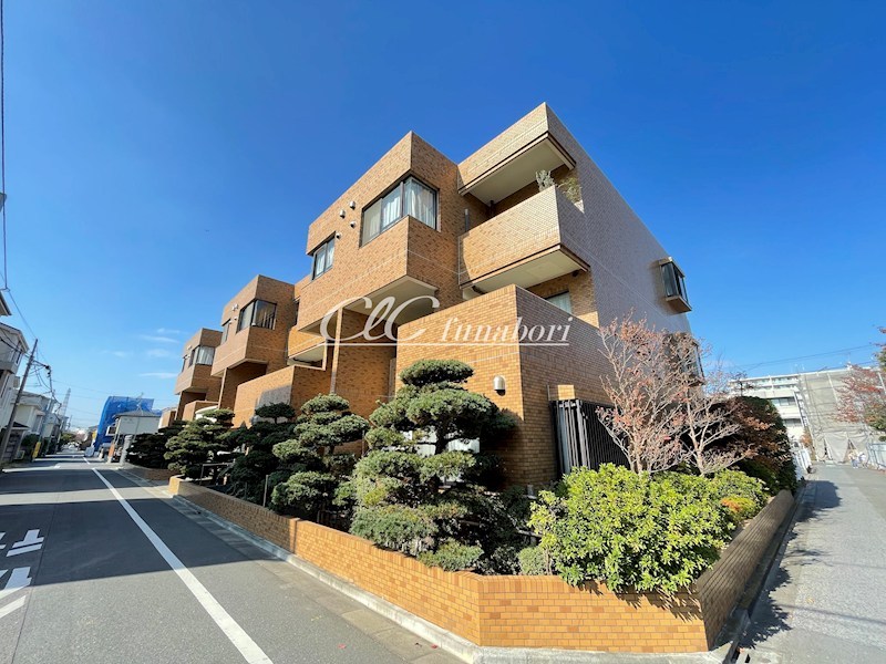 マノーリヴェル 外観写真