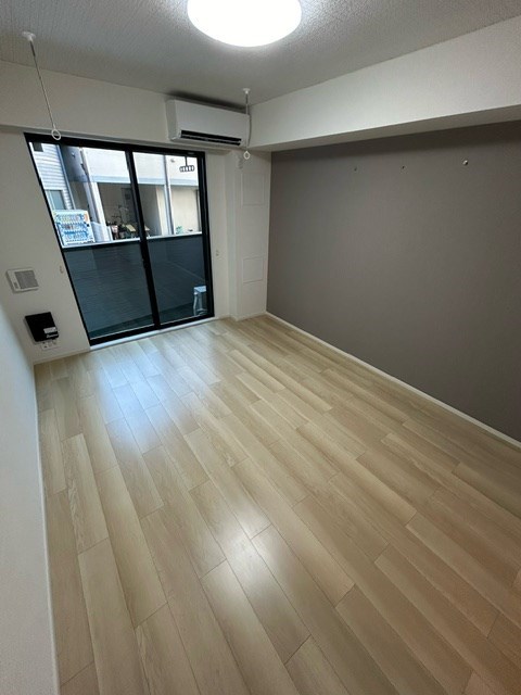 アディムーサ リビング